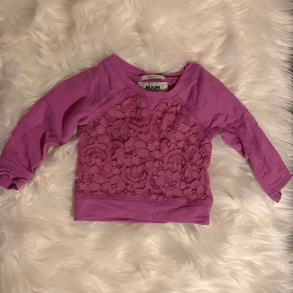 Ruum. 12M. Purple, lace sweater.